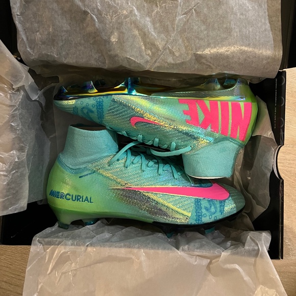 Mercurial Superfly 10 FG - Picture 1 of 9